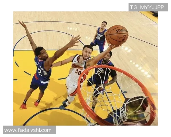 快船与勇士激战在即新浪直播1415精彩对决全程回顾与分析 快船与勇士激战在即新浪直播1415精彩对决全程回顾与分析